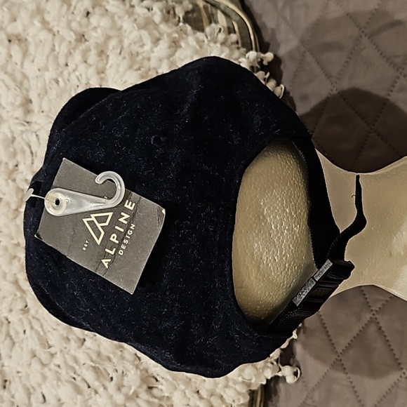Alpine Design Cap - Picture 7 of 16
